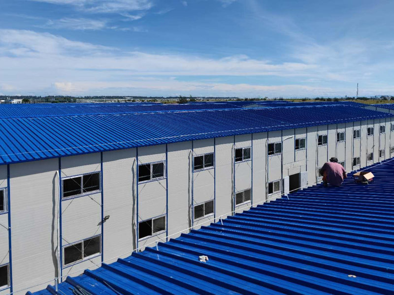 Projeto VAN no Iraque: Complexo habitacional modular de 5.050 m² para até 1.000 pessoas.